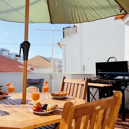 2 Min Walk To Beach- Sunny Terrace & Bbq 펜션 코스타 다 카파리카